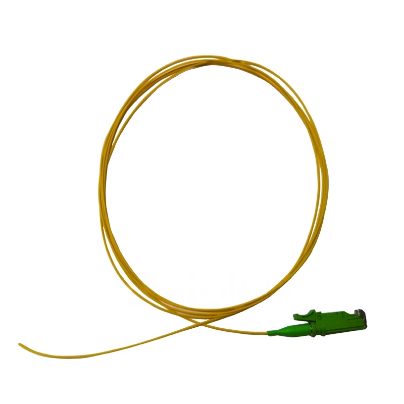 Pigtail Simplex Monomodo Sm 9/125 E2000 Apc En 900 Micras De 1 A 2 Metros